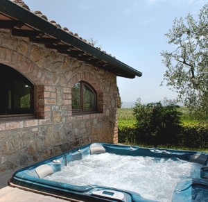 Sarna Residence - Jacuzzi Bath